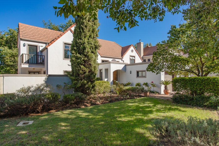 4 Bedroom Property for Sale in Boschenmeer Golf Country Estate Western Cape